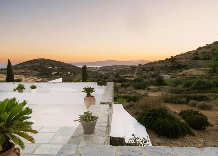 Omalley Into The Cycladic Wild Kamarai