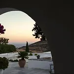 Omalley Into The Cycladic Wild Kamarai