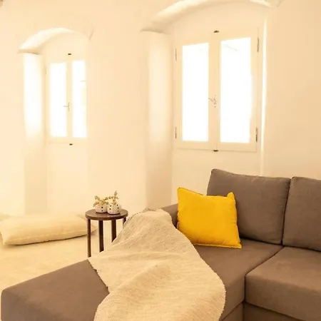 Omalley Into The Cycladic Wild Country house