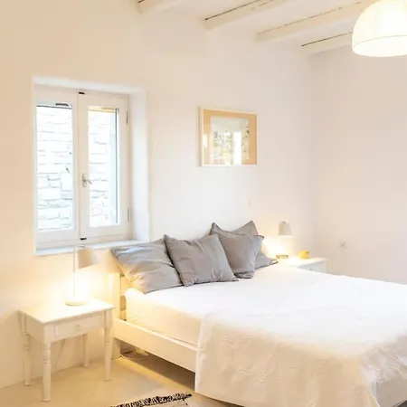 Omalley Into The Cycladic Wild