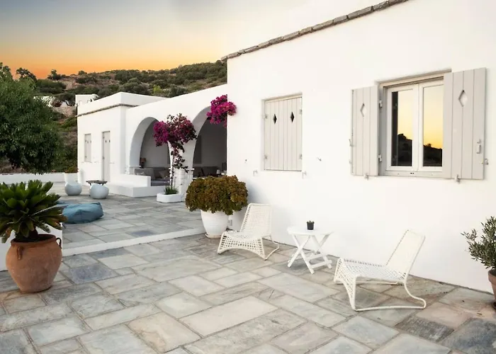 Country house Omalley Into The Cycladic Wild *